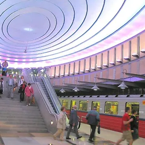 Metro Plac Wilsona , Warszawa Polska